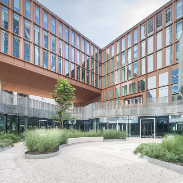 Milan Alfasigma Il Prisma office