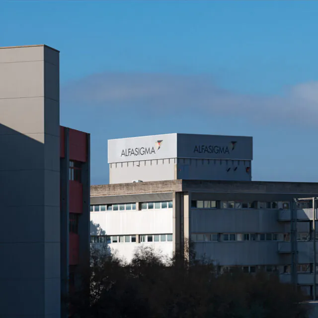 Pomezia​ Mfg. Plant, R&D Lab Center, Offices)